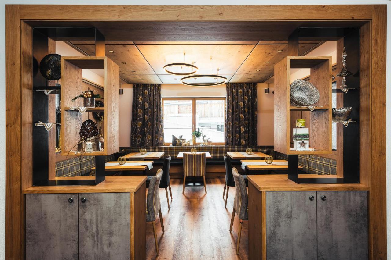 Hotel Garni Angela Ischgl Exterior photo